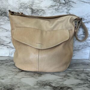 Burkely | beautiful, soft leather cream color boho shoulder bag